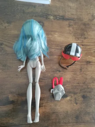Monster High Ghoulia Edición Moto