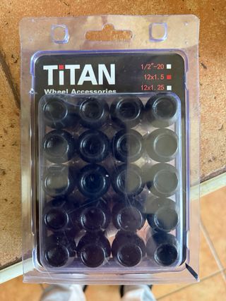 Tuercas para Esparragos de llanta.