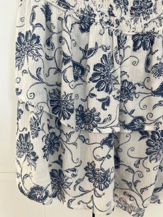 Vestido palabra de honor floral