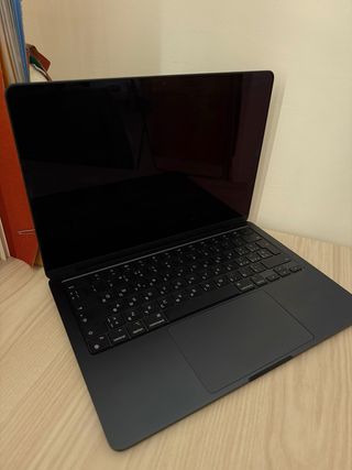 MacBook Air M3 Mezzanotte 512g (8g)