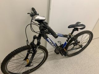 Bicicleta MTB PRO-FLEX, revisada, frenos nuevos