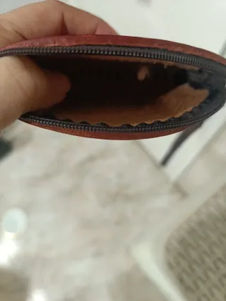 Monedero original cuero hoja y oruga