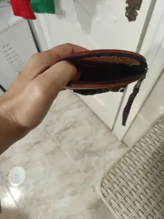 Monedero original cuero hoja y oruga