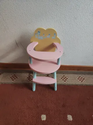 Trona de juguete para muñecas