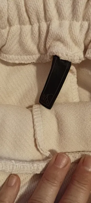 Lote 2 faldas pantalón beige y rosa