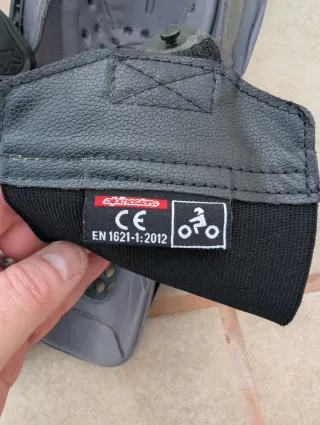 Rodilleras Alpinestars SX1