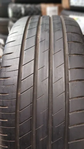 215/60 R17 100H GOODYEAR EFFICIENTGRIP PERFORMANCE