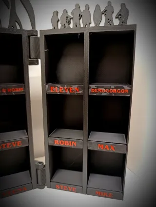 EXPOSITOR FUNKOS KINDER JOY DE STRANGER THINGS