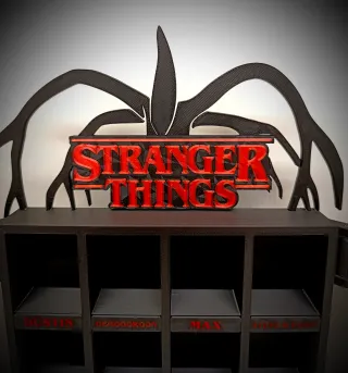 EXPOSITOR FUNKOS KINDER JOY DE STRANGER THINGS