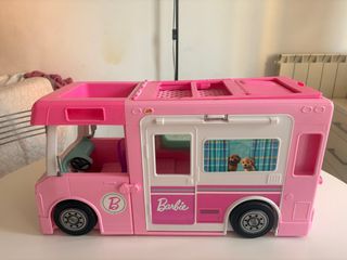Camper dei Sogni Barbie con piscina