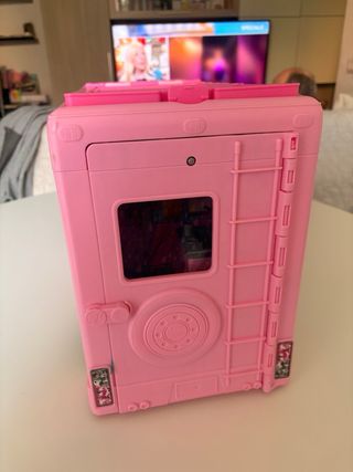 Camper dei Sogni Barbie con piscina