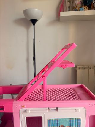 Camper dei Sogni Barbie con piscina