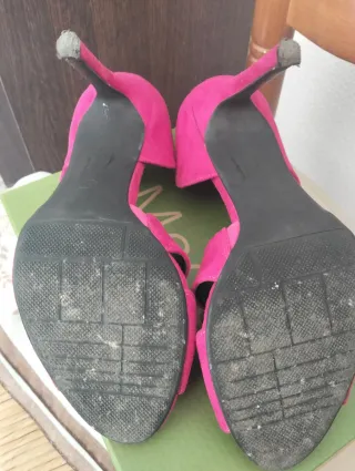 Zapatos de vestir Moocci rosas