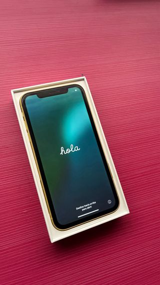 iPhone 11 Amarillo