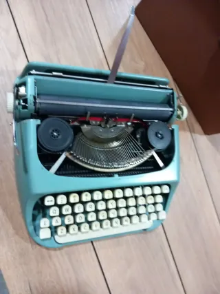 Máquina de escribir Singer