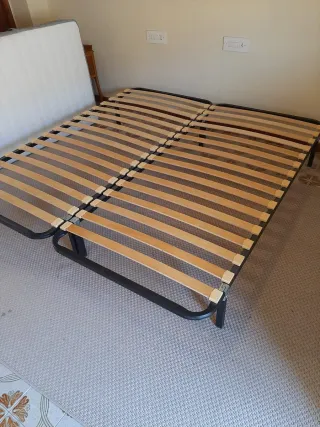 Cama King Size Ikea Gris y Blanca