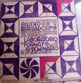 Plato porcelana gallega Sargadelos decorado.