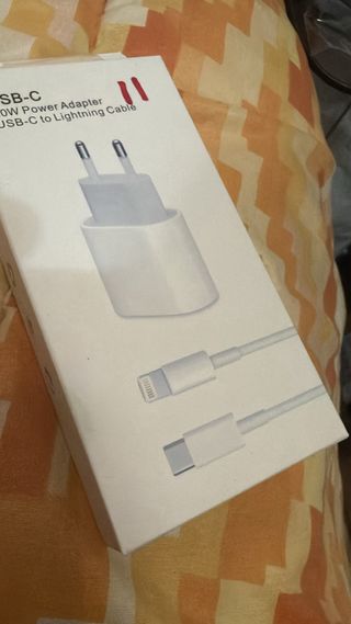 Caricabatterie USB-C 20W e Batteria Magnetica