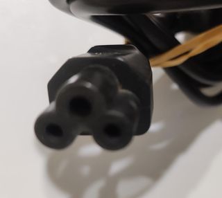 Cable alimentación PC portátil EU