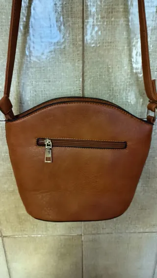 Secchiello tracolla marrone