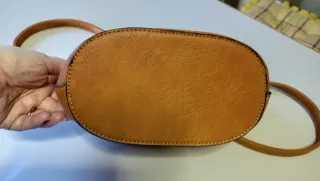 Secchiello tracolla marrone