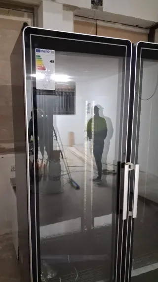 Nevera expositora Sub-Zero doble puerta