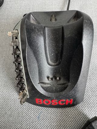 Atornillador Bosch IXO con cargador