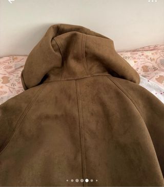 Cazadora Zara S capucha cordón marrón