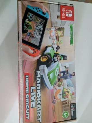 Nintendo Switch Mario Kart Live: Luigi Set