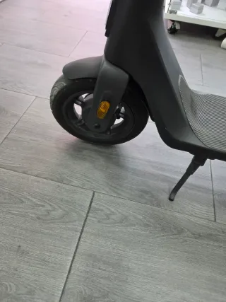 Patinete Eléctrico Xiaomi Scooter Lite 2