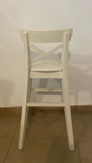 Silla alta Ikea blanca