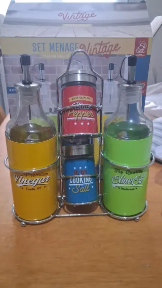 Set Menage Vintage Vetro e Latta