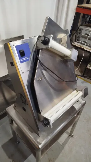 Laminadora de masas profesional