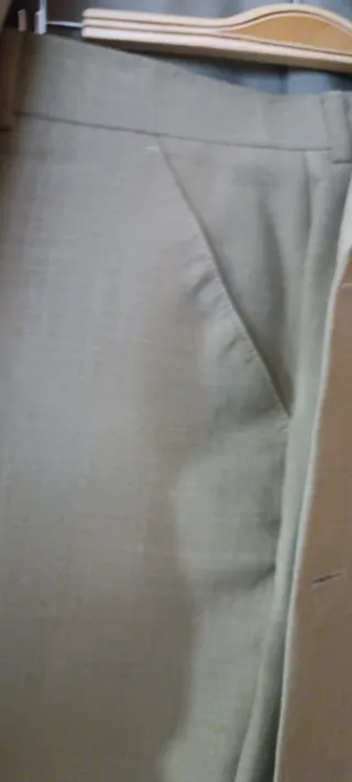 Traje de hombre beige