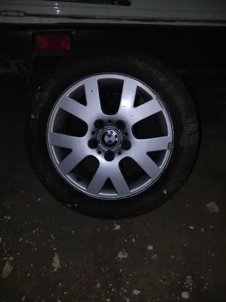 Llanta 205/55r16 con Neumático BMW