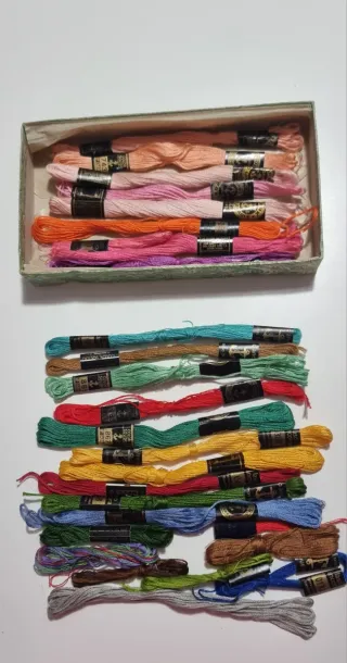 20 Madejas Hilo Bordar Colores Variados