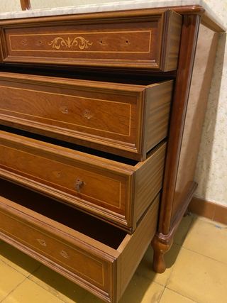 Còmoda 5 calaixos amb mirall i marbre