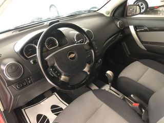 Chevrolet Aveo 1.4i Automático 5p 2011