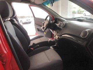Chevrolet Aveo 1.4i Automático 5p 2011