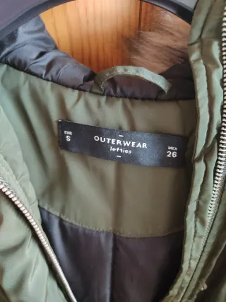 Parka verde kaki con capucha Talla S
