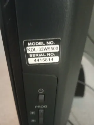 Televisión Sony Bravia 40 pulgadas Negra y mando