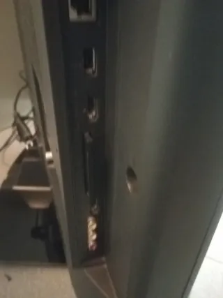 Televisión Sony Bravia 40 pulgadas Negra y mando