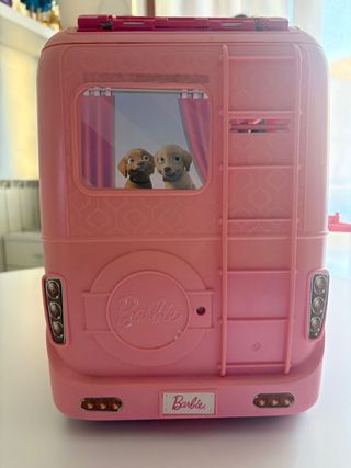 Camper Barbie con piscina