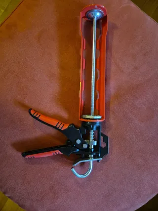 Pistola per silicone