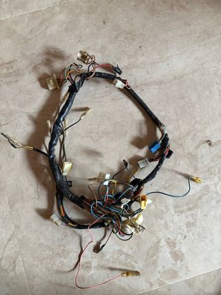 Instalación Eléctrica Yamaha SR250 Special