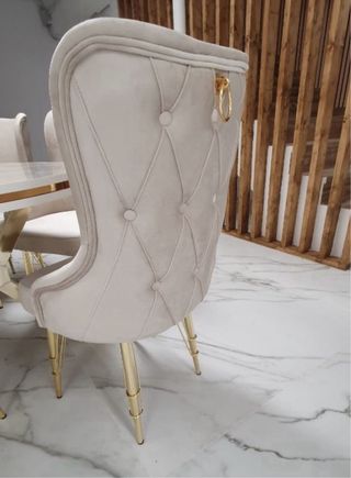 Mesa y 4 Sillas Comedor Turcas Negras