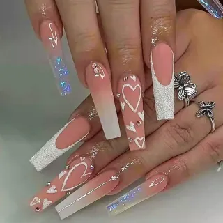 Manicura y pedicura low cost a domicilio!