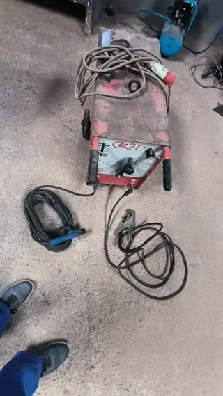 Soldadora Profesional Trifásica GAR 2-T