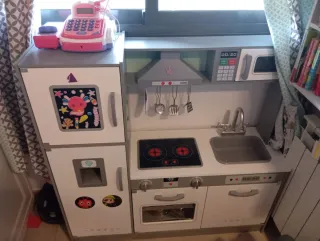 Cocina de juguete infantil