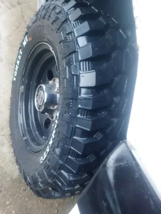 Llantas y neumáticos